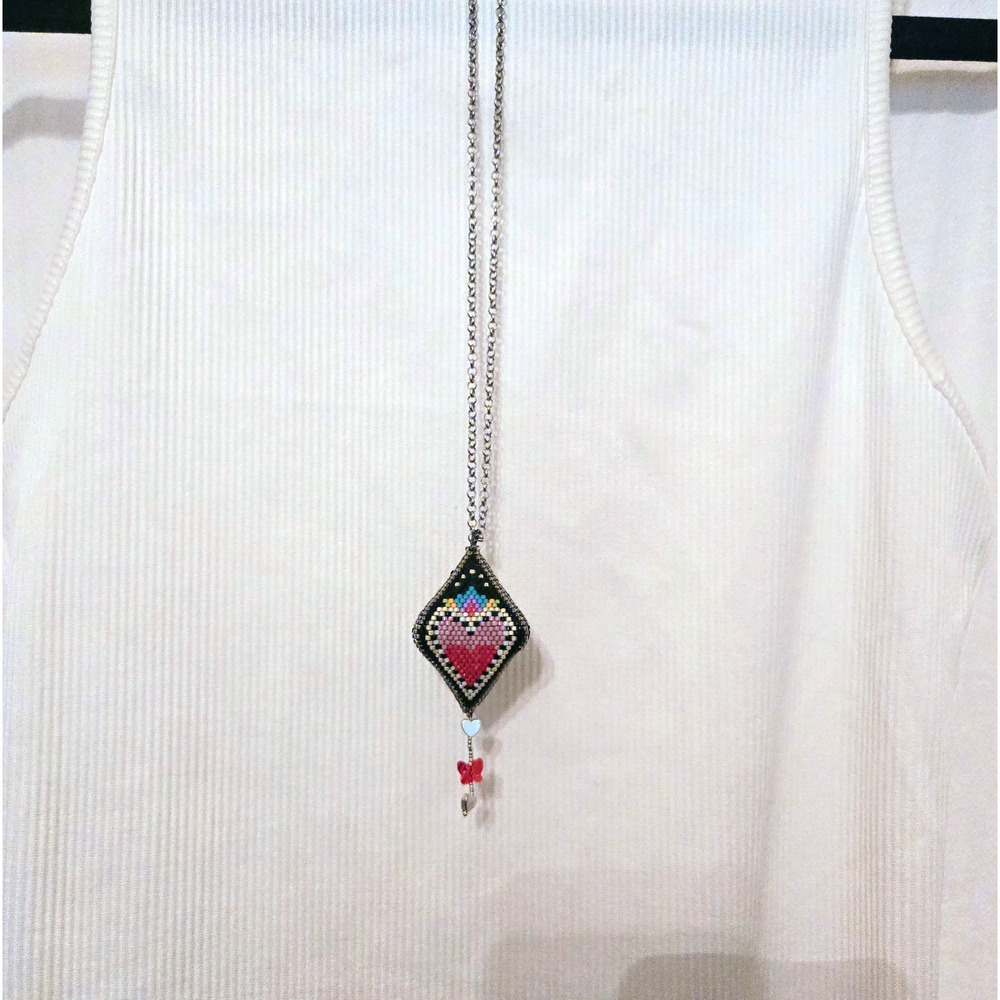 Handmade beaded bead pod sacred heart evil eye necklace - Picture 3 of 8